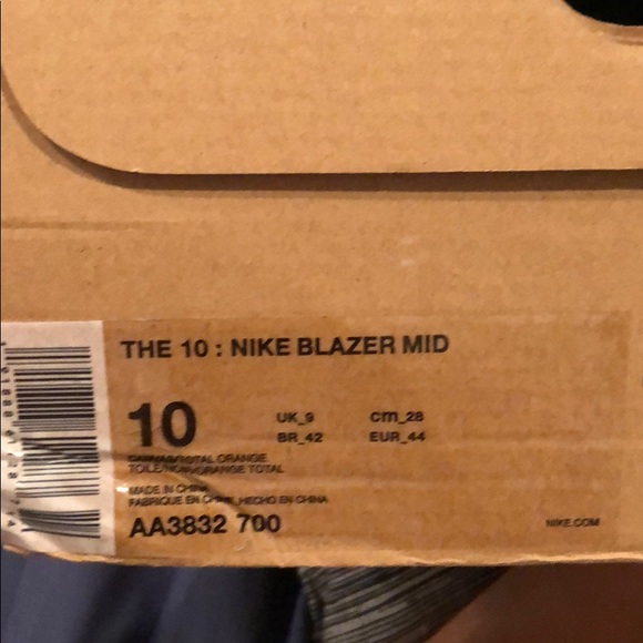 Off white “All Hallows’ Eve” Nike blazer mid - Picture 3 of 5